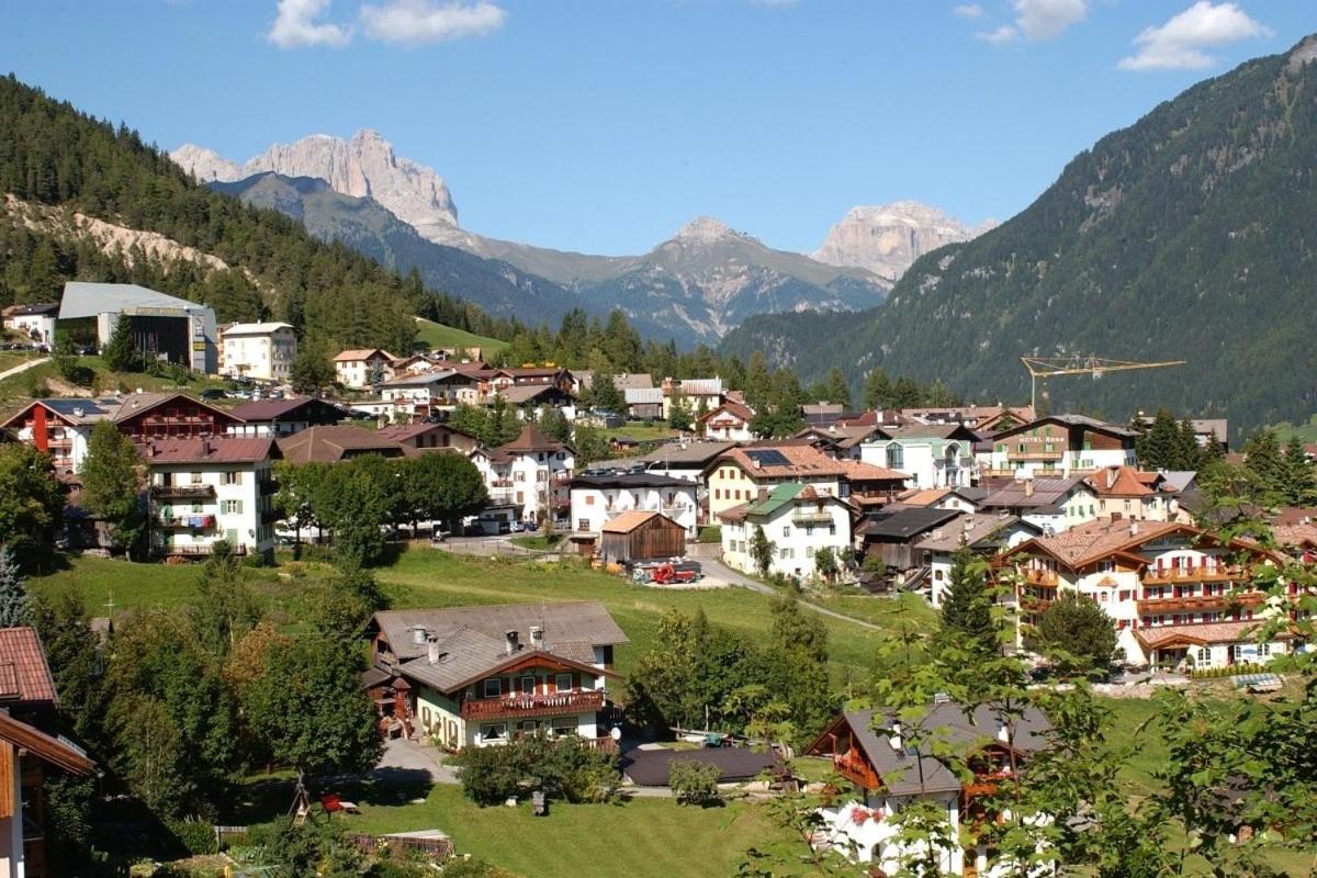 Roda A Parte Vigo di Fassa Luaran gambar